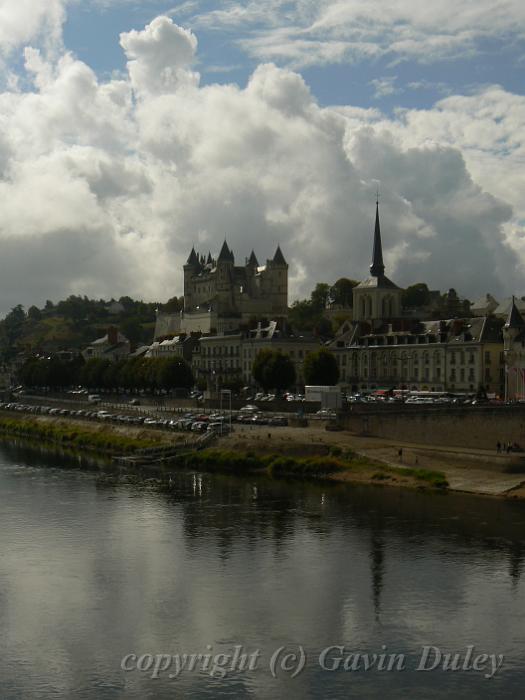 Saumur from the Loire P1130488.JPG